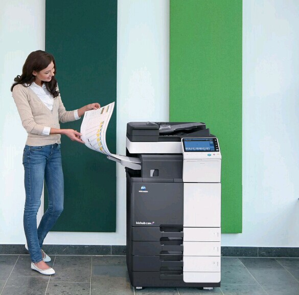  柯尼卡美能达复印机在打印负荷和单页打印成本方面甚至要优于普通的打印机